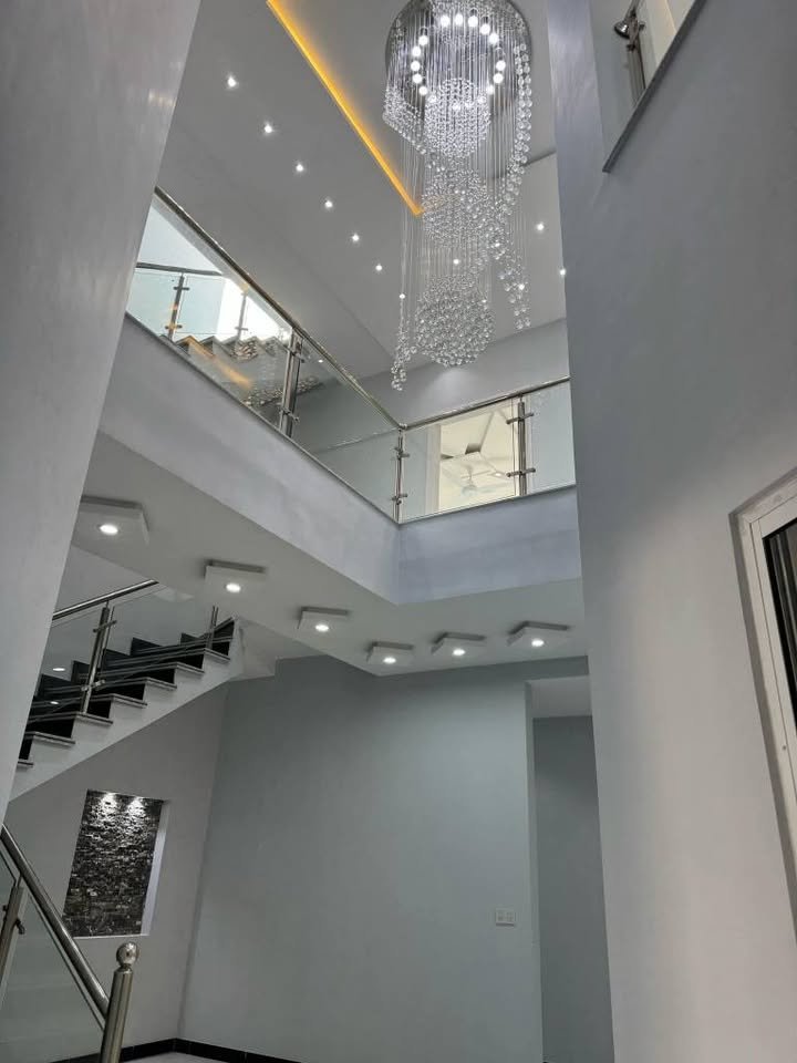 7 Marla Double Unit Luxury Designer House for Sale in Gulberg Residencia Near D-Markaz Islamabad
